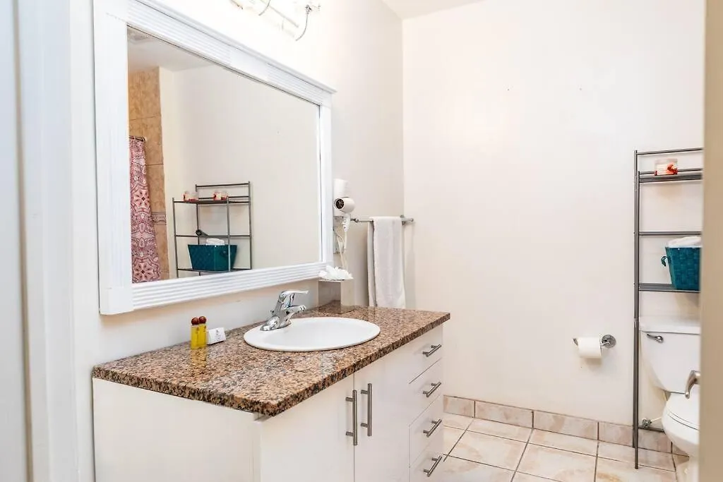 Shore To Please - Large Studio Condo Turtle Cove